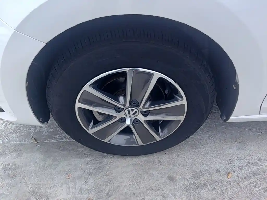 Volkswagen Santana — миниатюра 23