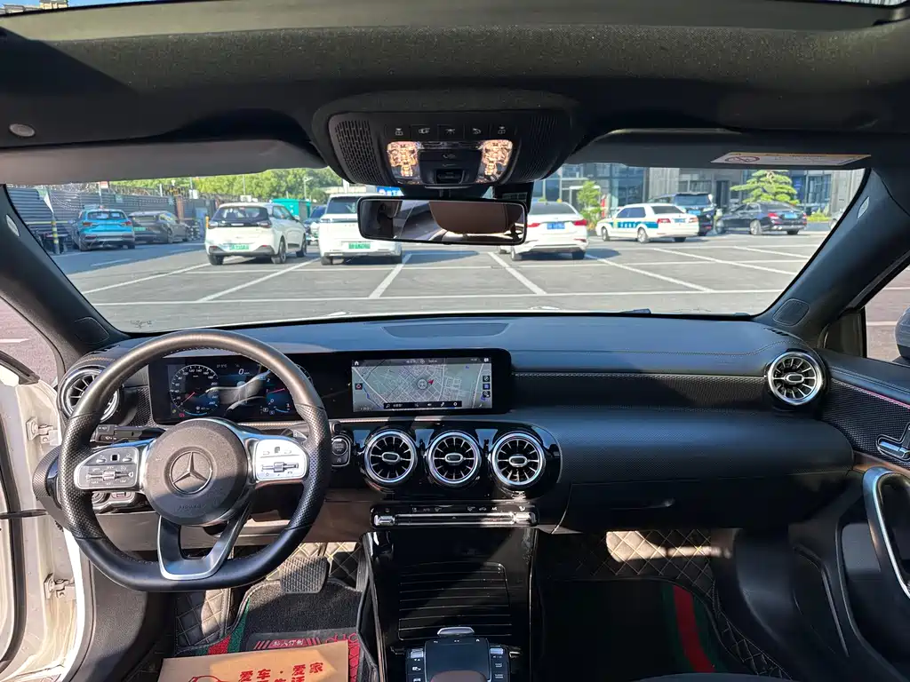 Mercedes-Benz A-Class — миниатюра 10