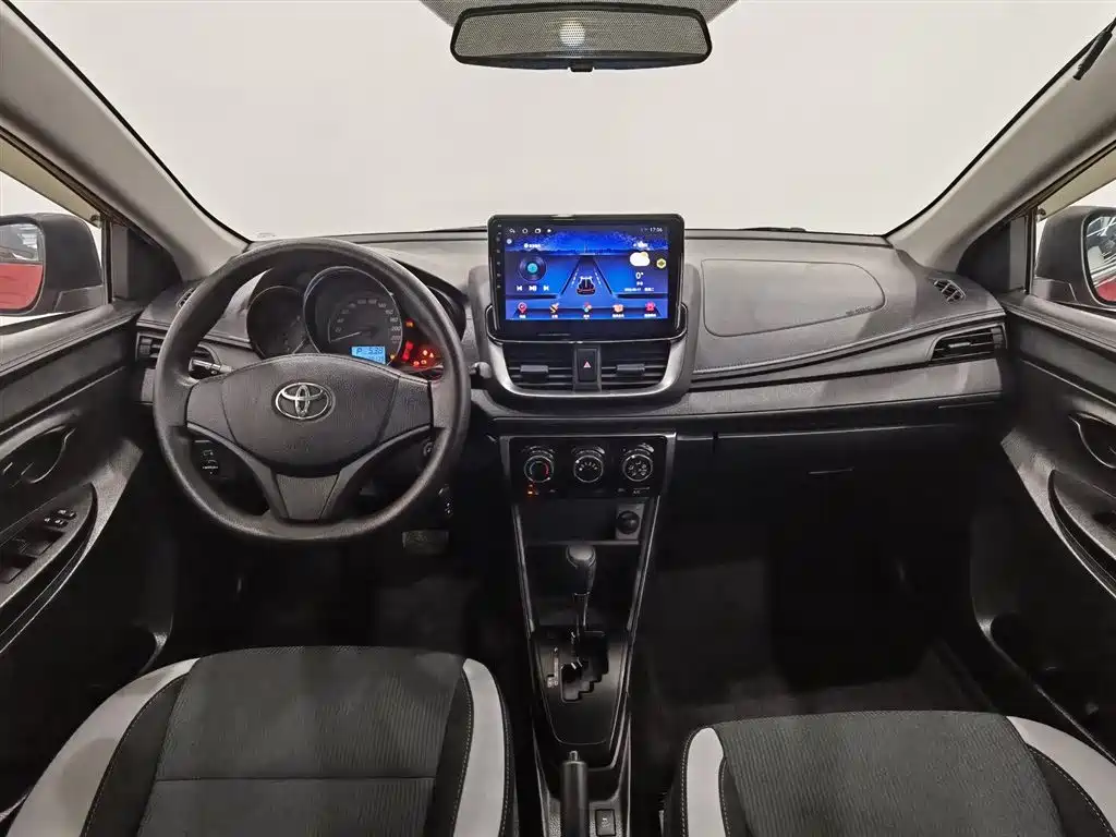 TOYOTA YARIS L ZHIXUAN