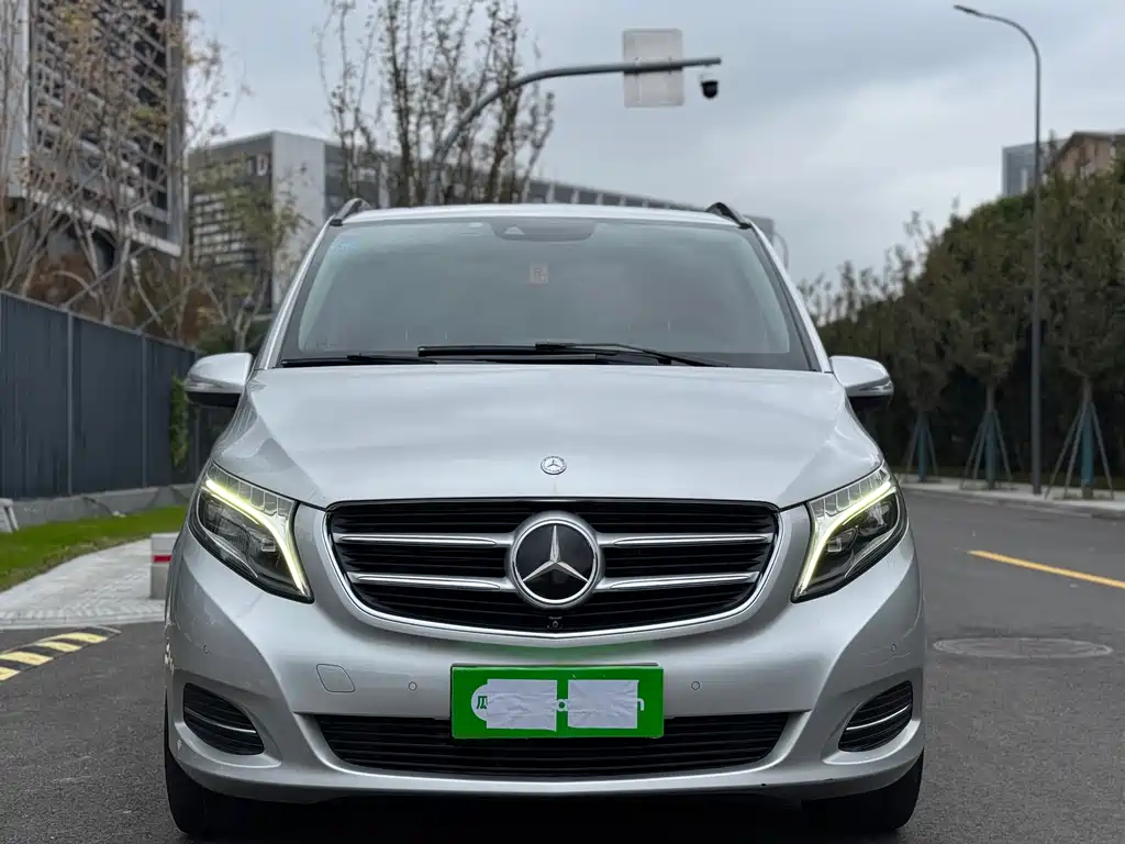 MERCEDES-BENZ V CLASS