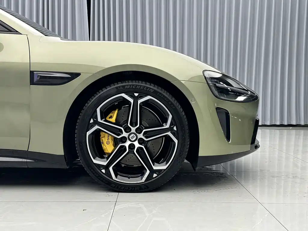 XIAOMI CAR XIAOMI SU7