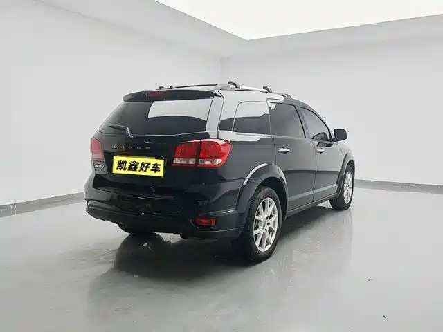 Dodge Journey — миниатюра 4