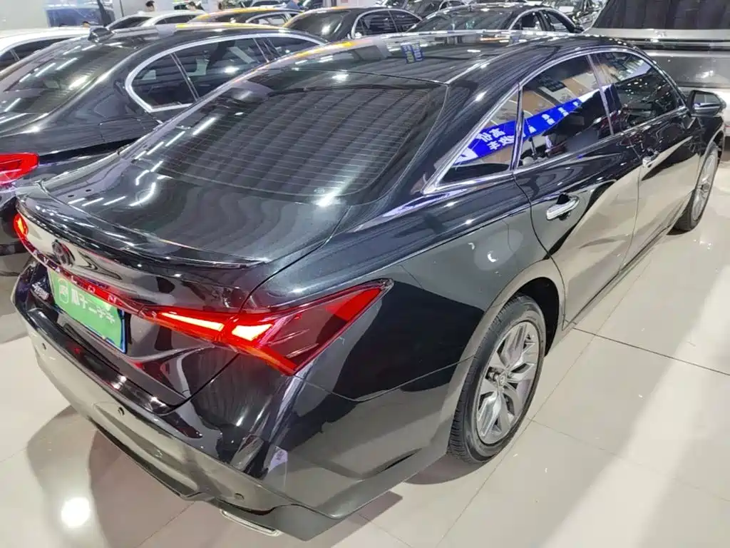 Toyota Avalon — миниатюра 7