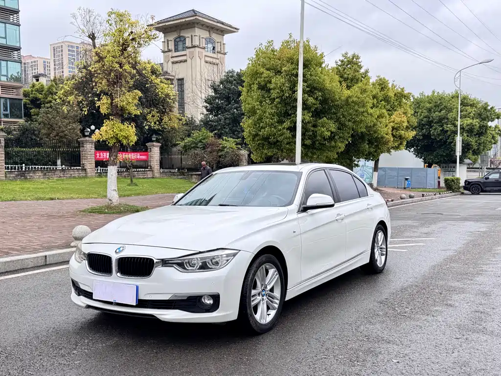 BMW 3 Series 2017