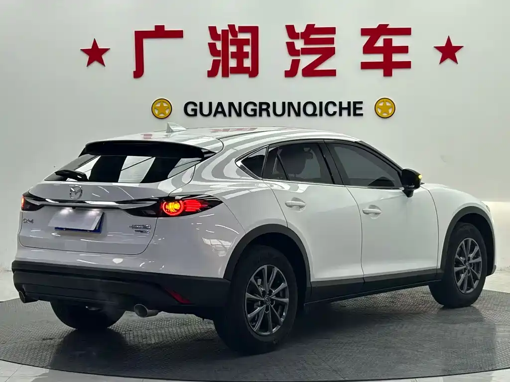 MAZDA CX 4