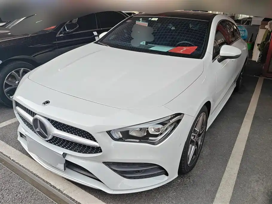 MERCEDES-BENZ CLA