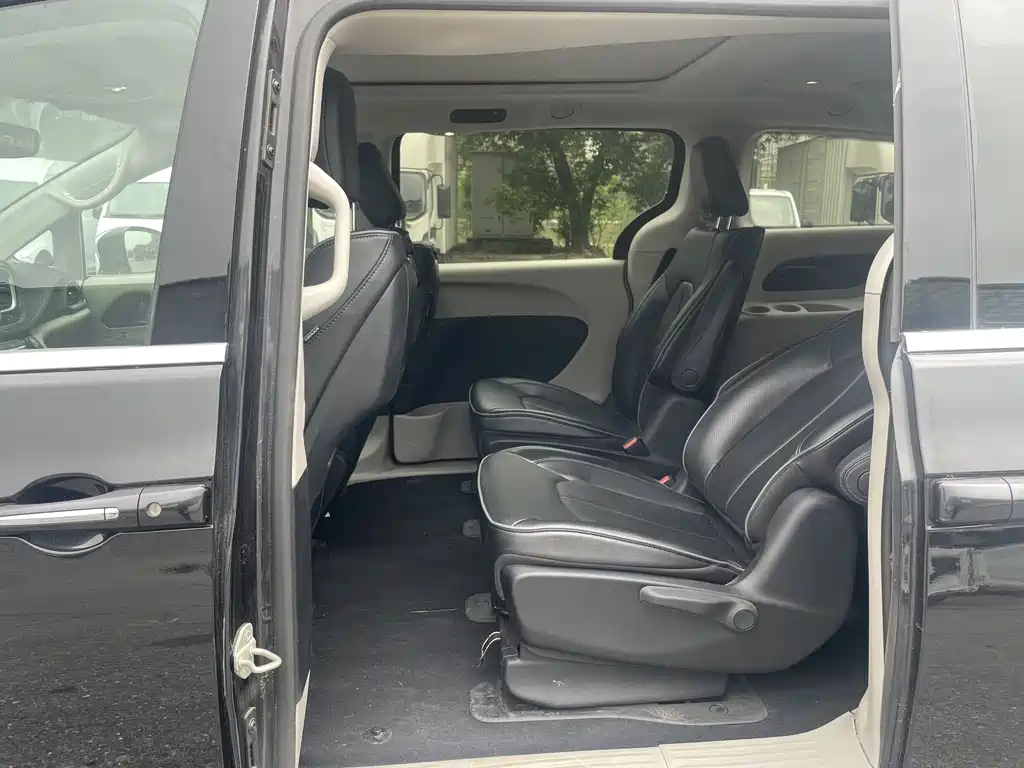 Chrysler Grand VoyagerPHEV PHEV 2019 3.6L