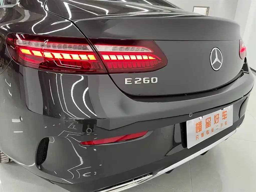 Mercedes-Benz E-Class 2024 Черный из Китая, фото 3