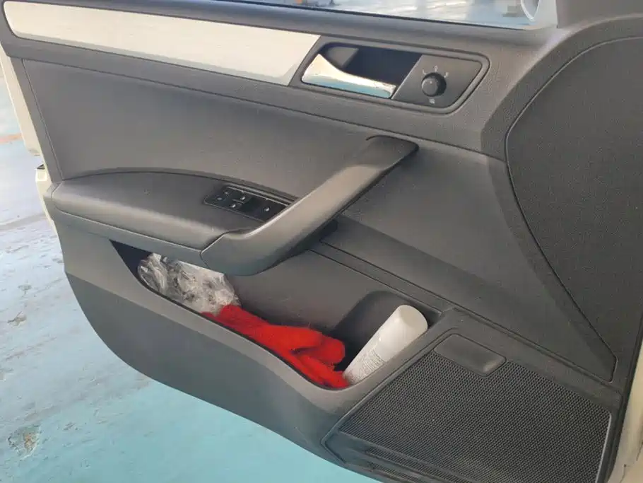 Skoda Rapid Spaceback — миниатюра 7