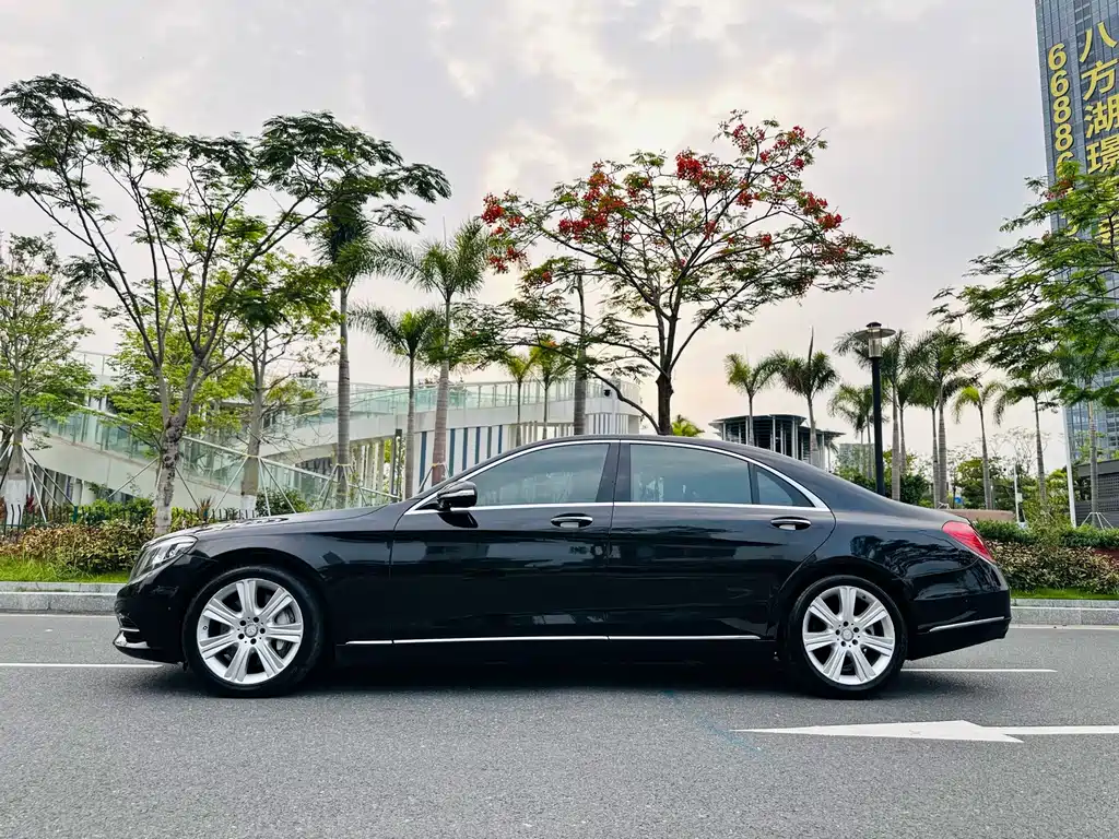 Mercedes-Benz S-Class — миниатюра 5