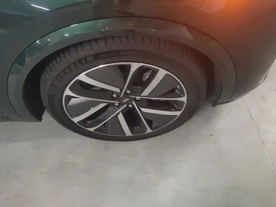 Li Auto Li L9 — миниатюра 6