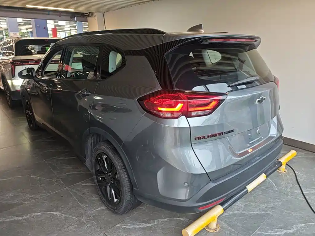 Chevrolet Volando — миниатюра 5
