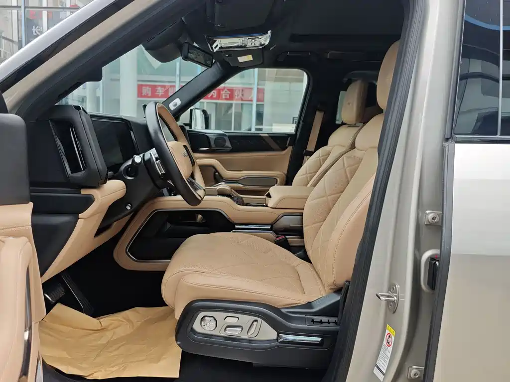 Fangchengbao Leopard 8 8 2025 Flagship 7 мест