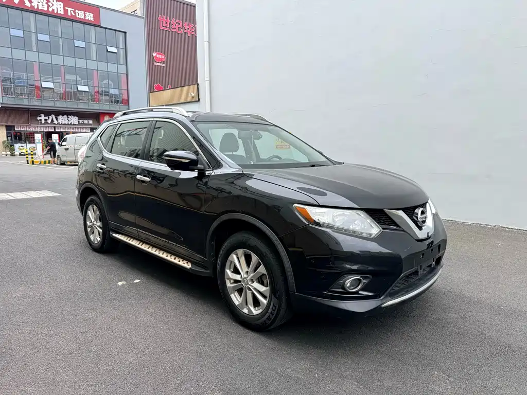 Nissan X-Trail 2015 2.0L CVT Comfort MAX 2WD