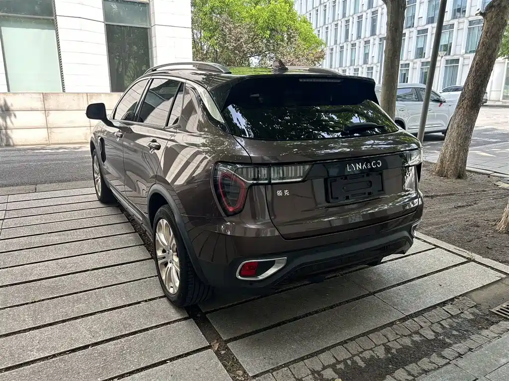 Lynk & Co 01 2018 2.0T +