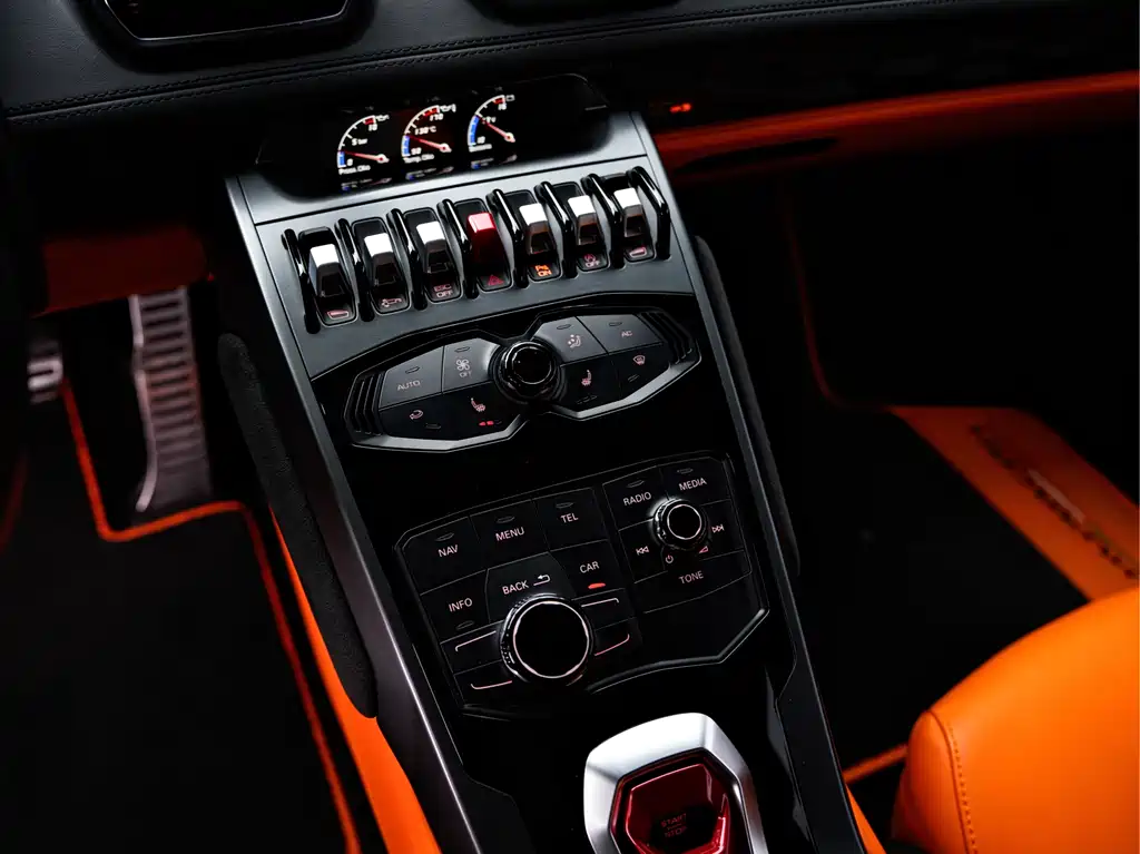 LAMBORGHINI HURACÁN