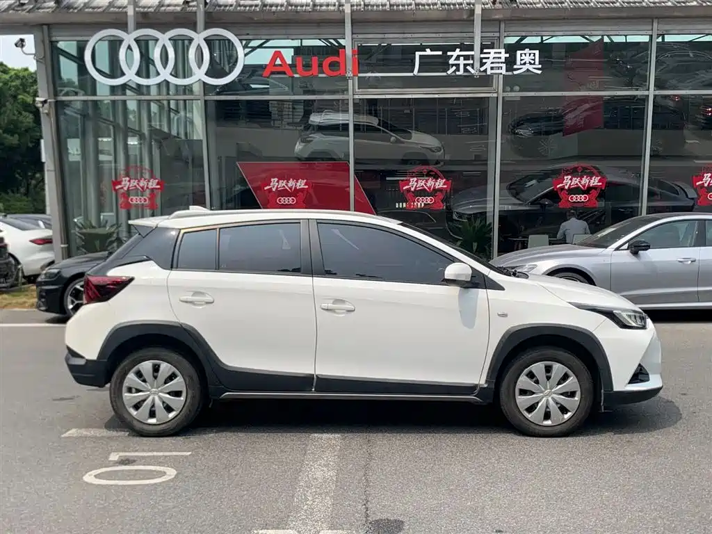 TOYOTA YARIS L ZHIXUAN