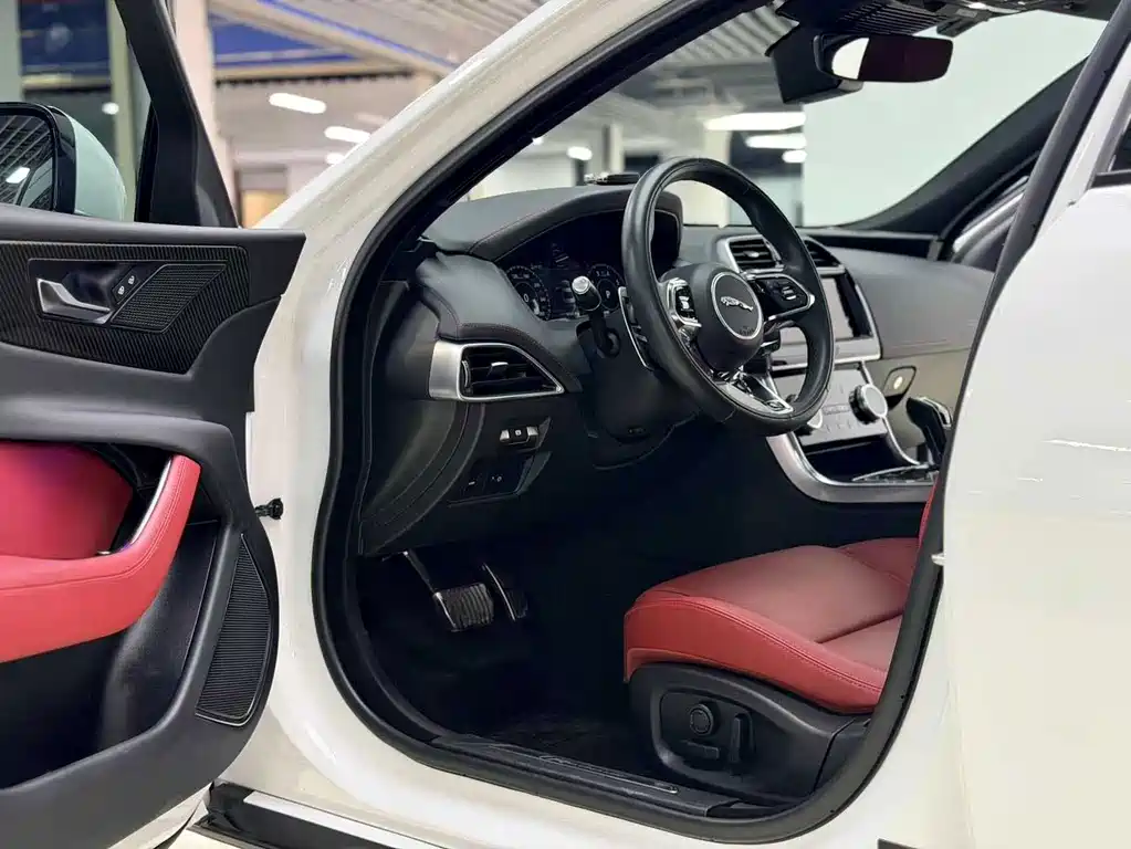 Jaguar XEL — миниатюра 6