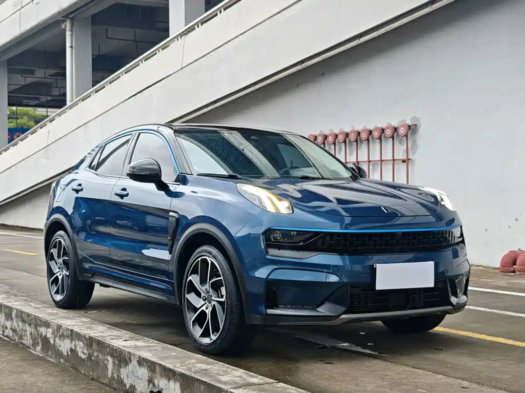 Lynk & Co 05 — миниатюра 3