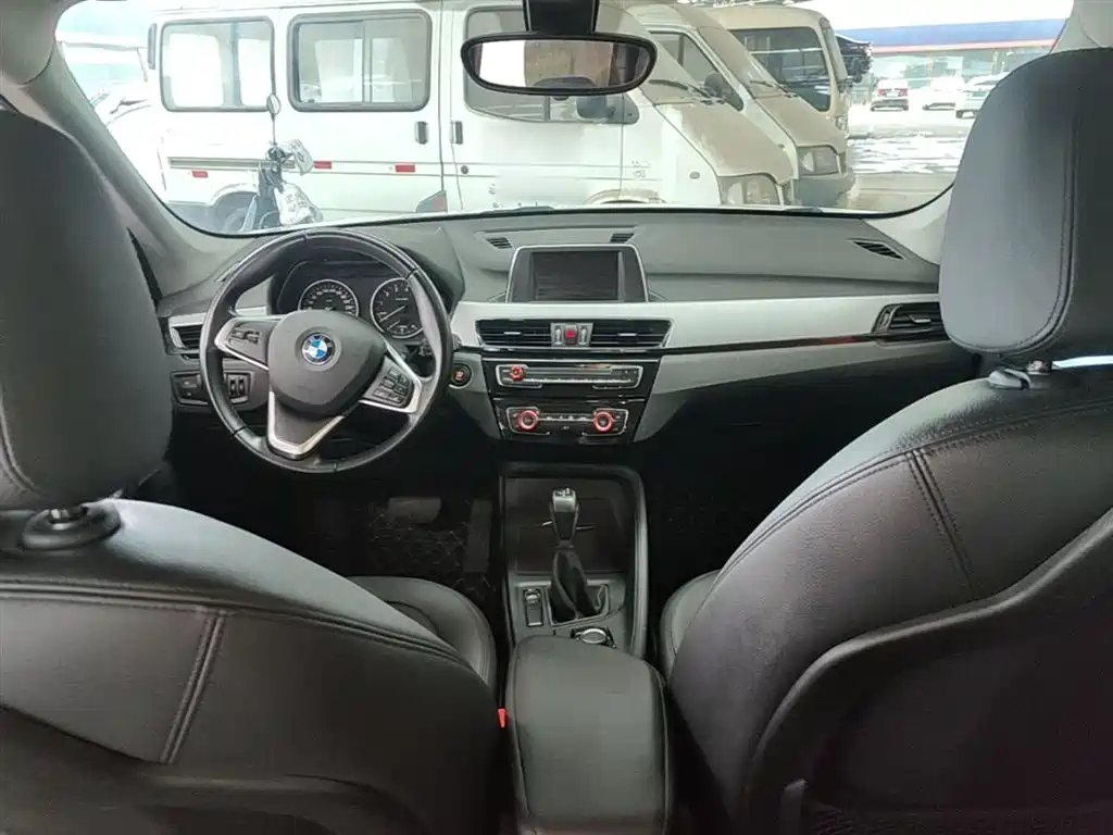 BMW X1 2016 sDrive18Li Fashion