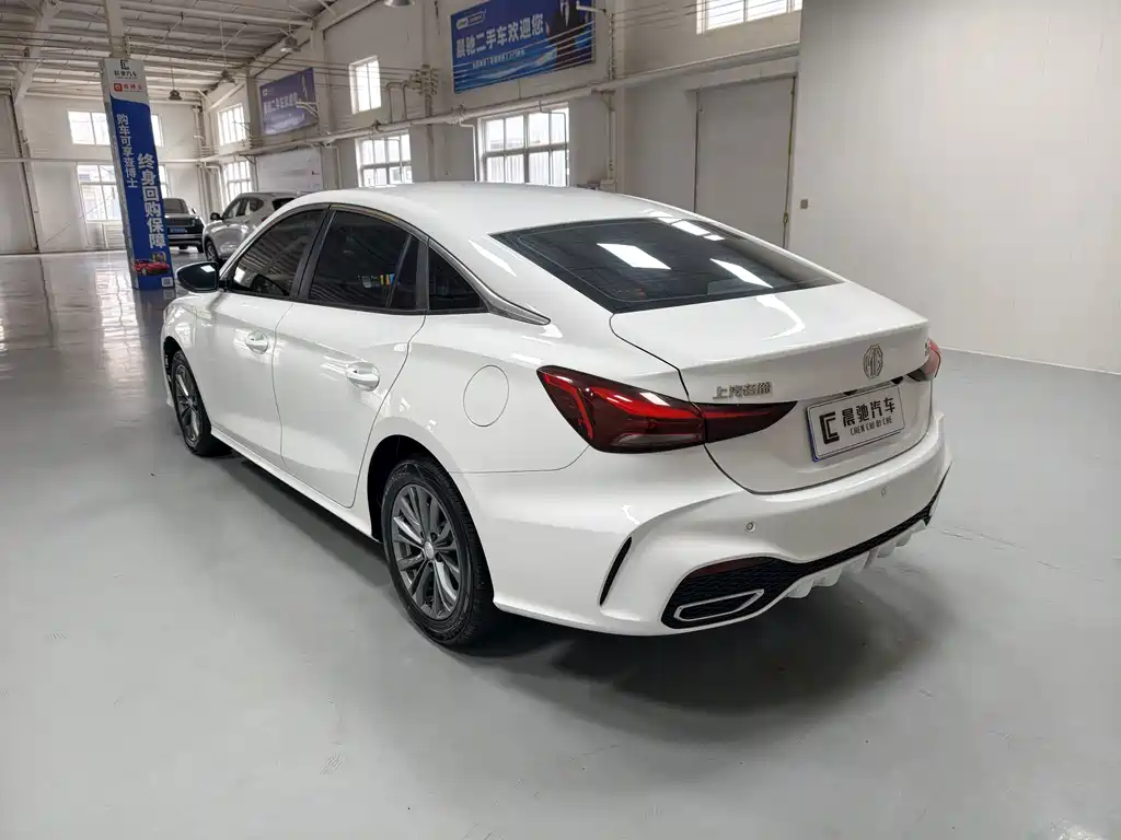MG MG5 — миниатюра 6