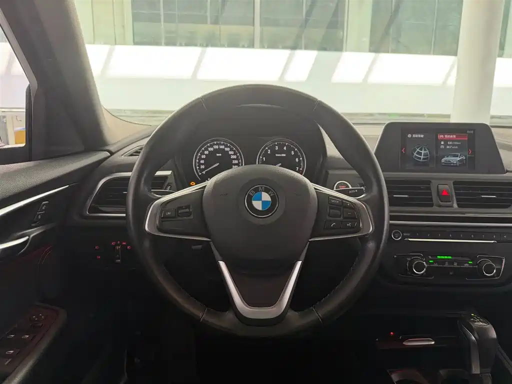 BMW 1 Series 1 2018 118i Sport