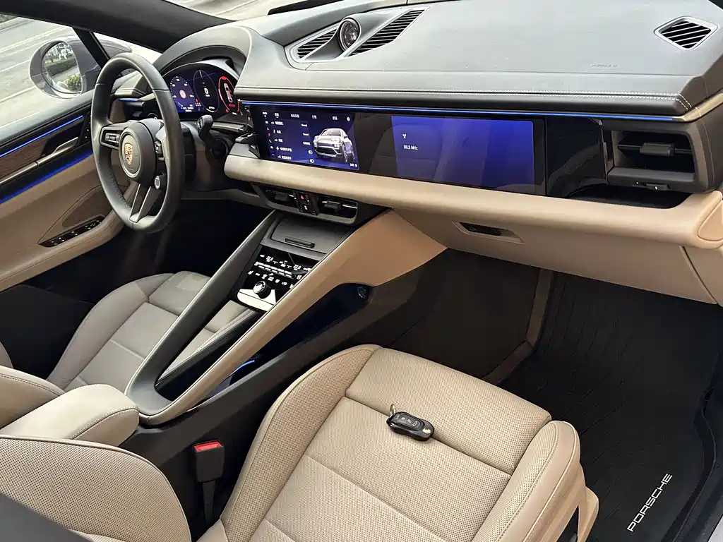 PORSCHE MACAN NEW ENERGY