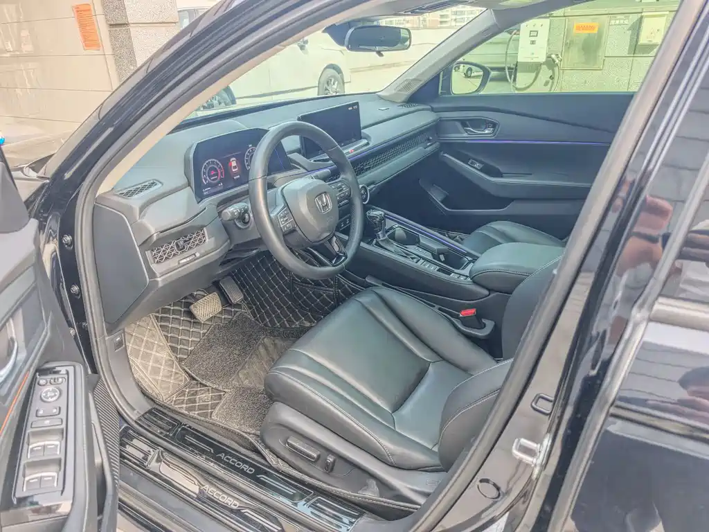 Honda Accord 2023 260TURBO Smart