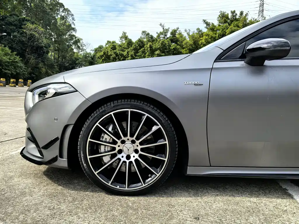 MERCEDES-BENZ A CLASS AMG