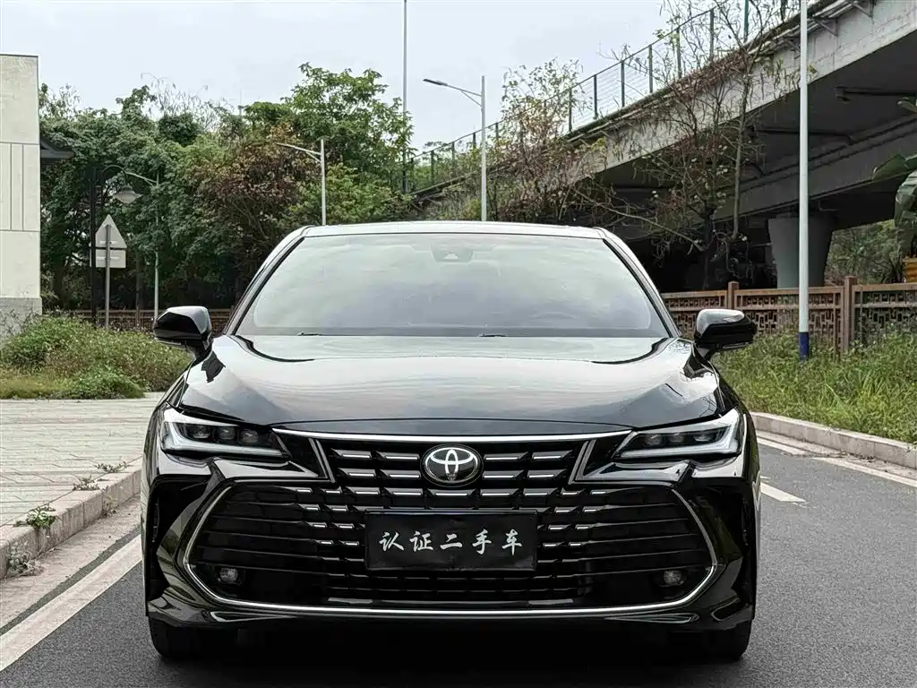 Toyota Avalon 2022