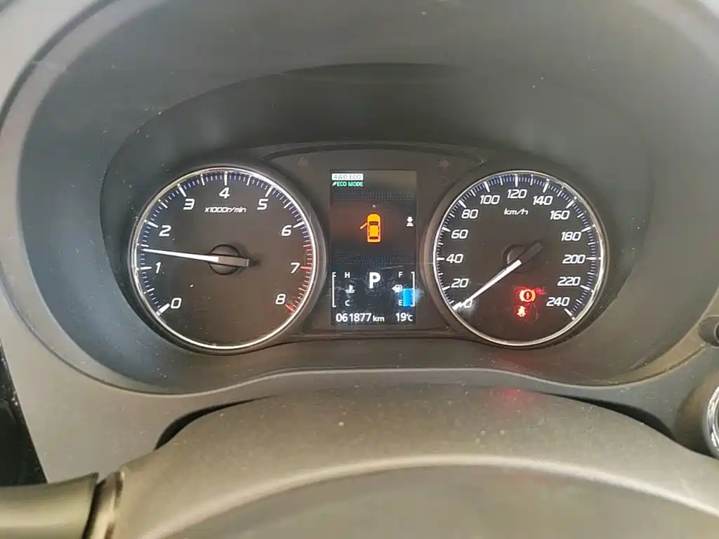 Mitsubishi Outlander (Import) — миниатюра 12