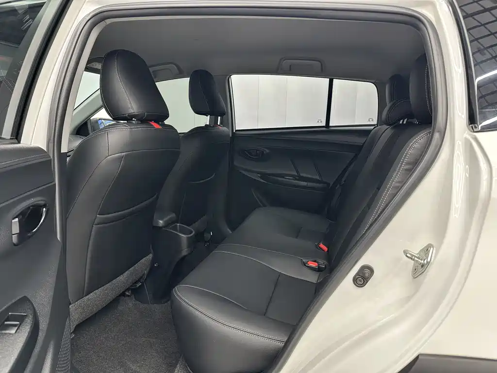 TOYOTA YARIS L ZHIXUAN