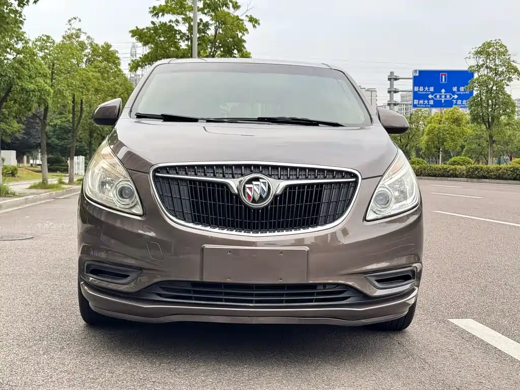 Buick GL8 2017 25S Luxury V