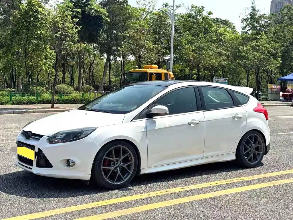 Ford Focus 2014