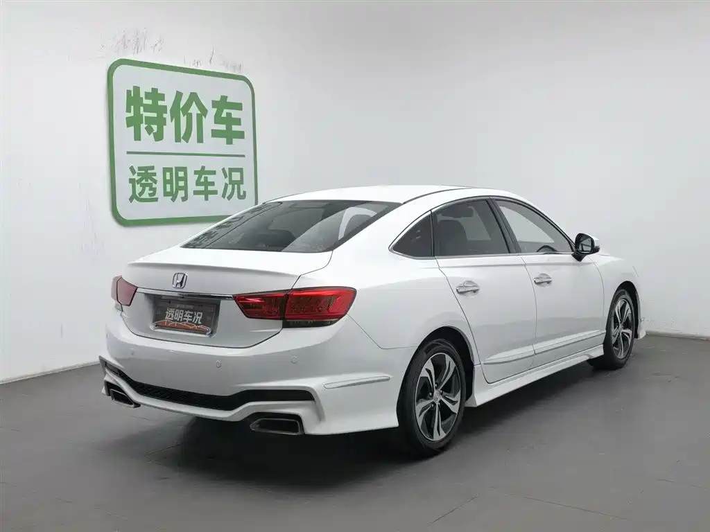 Honda Spirior 2015 2.4L Luxury