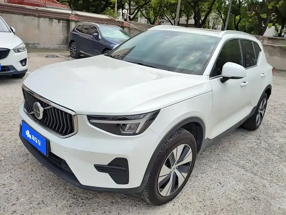 Volvo XC40 2023