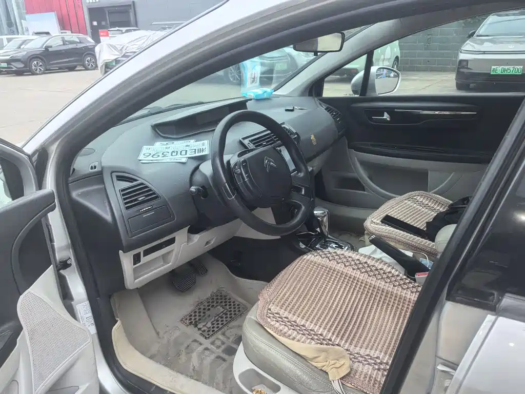 Citroen C-Quatre — миниатюра 5