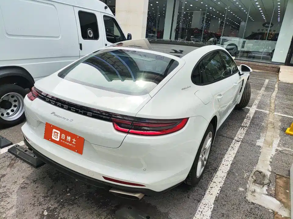 Porsche Panamera — миниатюра 8