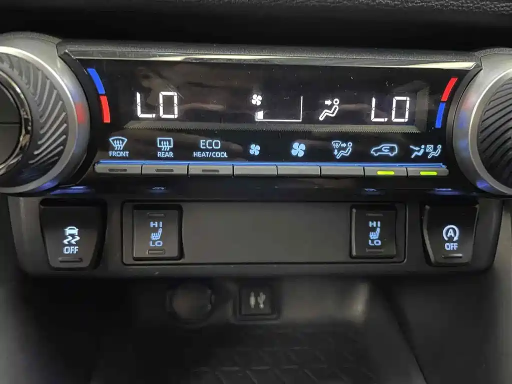 Toyota RAV4 2023 2.0L CVT