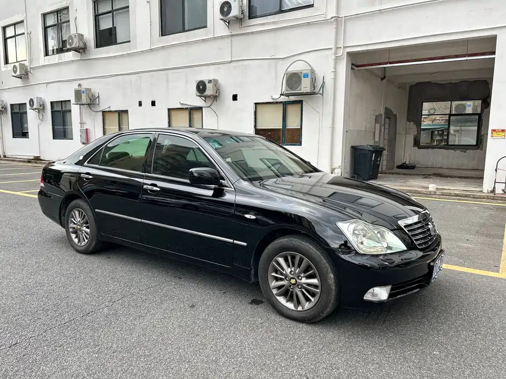 Toyota Crown 2005 3.0L Royal Saloon
