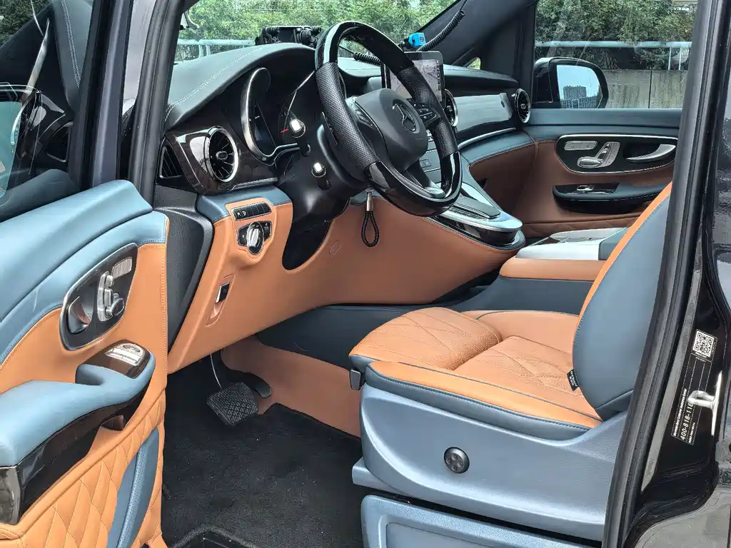 MERCEDES-BENZ V CLASS