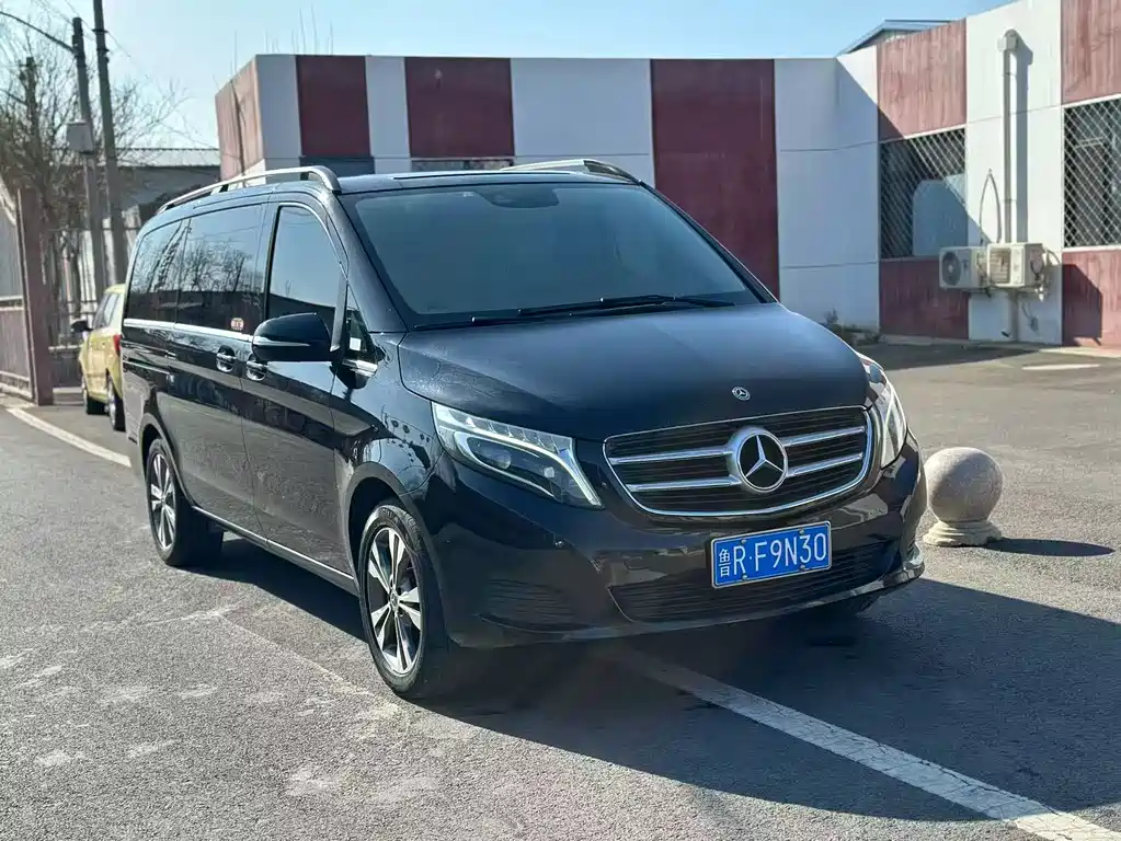 Mercedes-Benz V-Class V 2018 V 260 VI