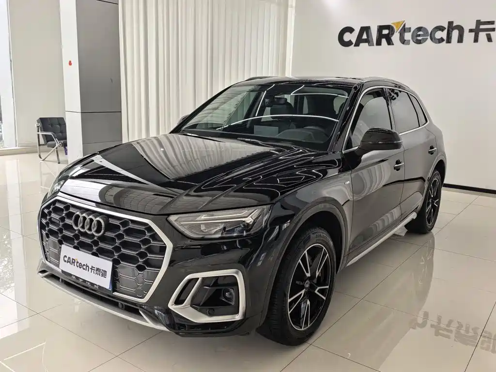 奥迪Q5L 2025款 40 TFSI 时尚动感型 2025