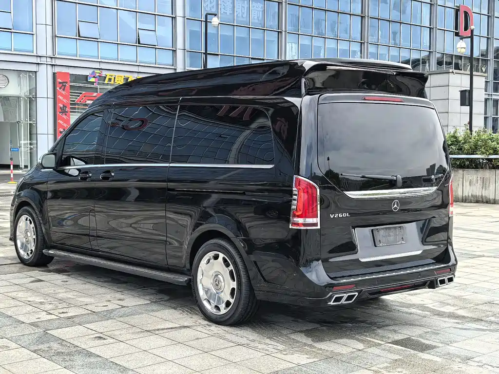 MERCEDES-BENZ V CLASS