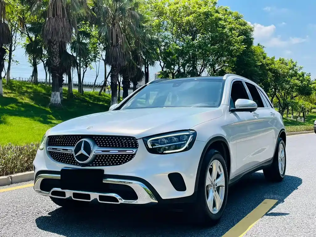 MERCEDES-BENZ  GLC