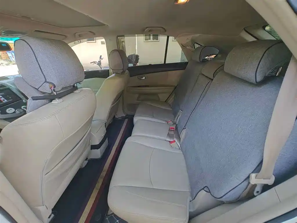 BYD S6 2011 2.4L AT Premium