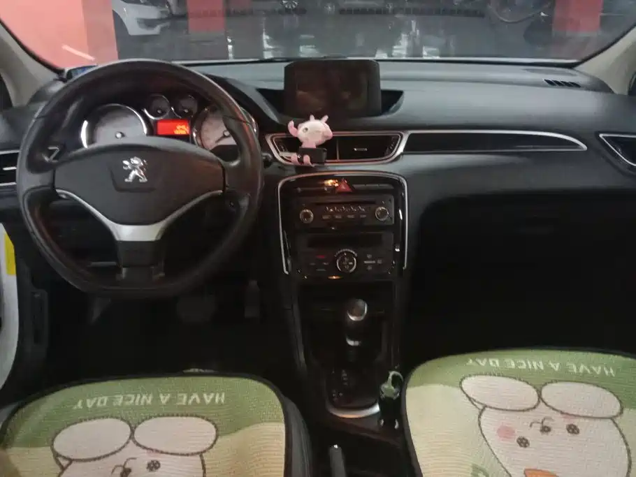 Peugeot 308 — миниатюра 12