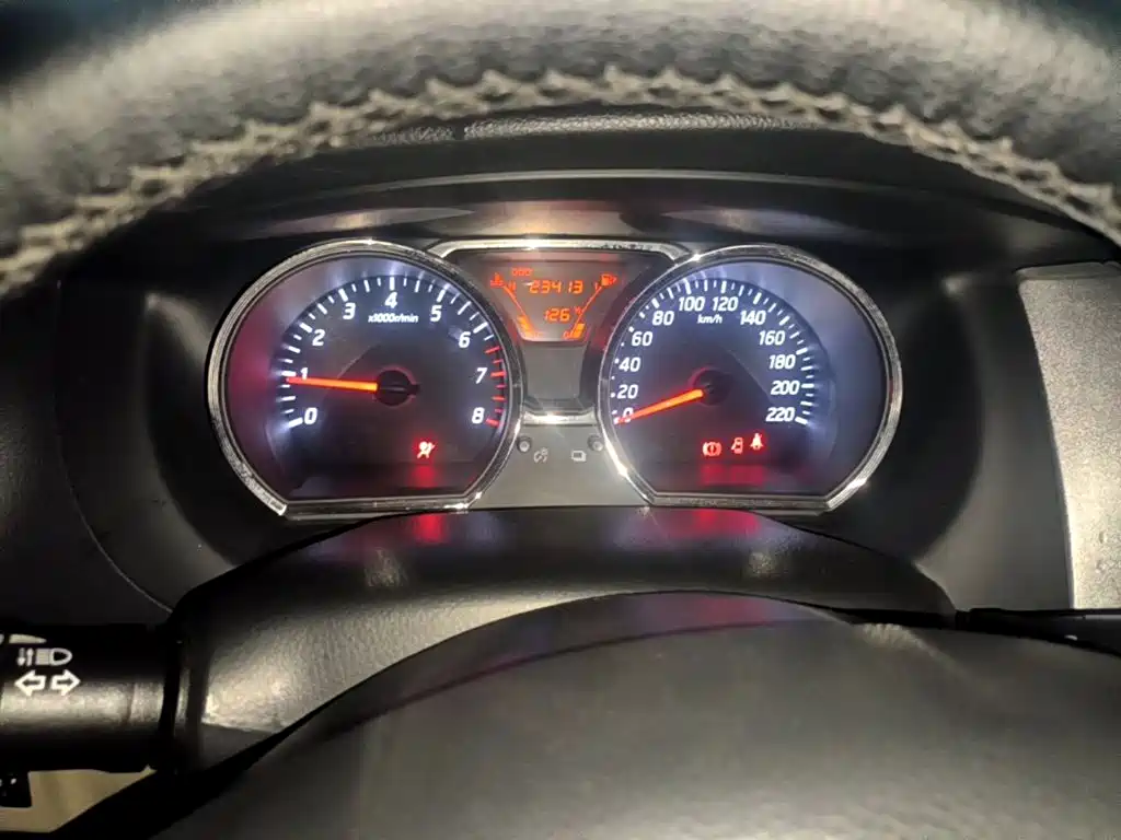 Nissan Livina — миниатюра 5