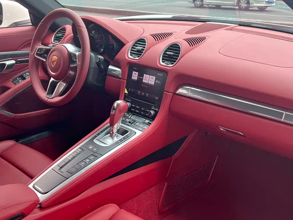 Porsche 718 2022 Cayman 2.0T