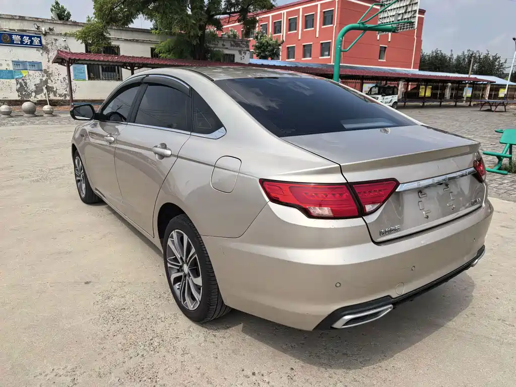 Geely Emgrand GL — миниатюра 6